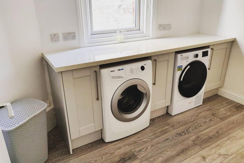 New 1 Bed First Floor Flat In Central Fareham Bagian luar foto