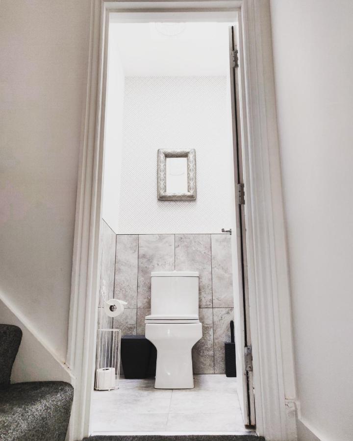 New 1 Bed First Floor Flat In Central Fareham Bagian luar foto